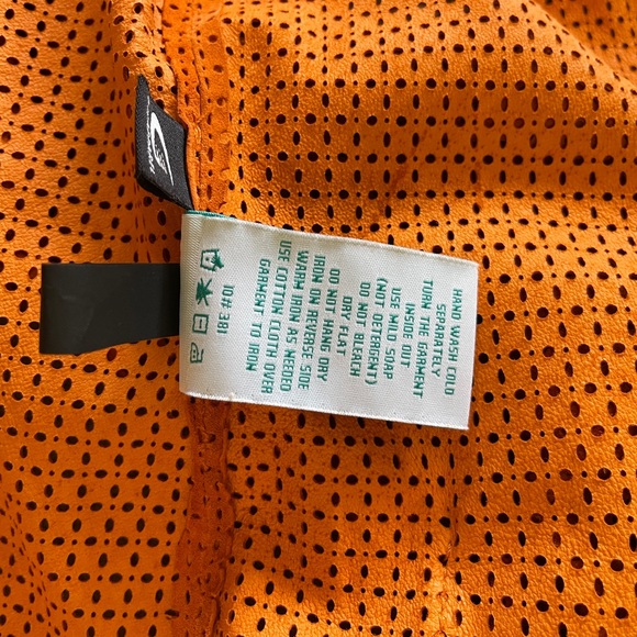 Perforated suede orange jacket - Picture 10 of 17